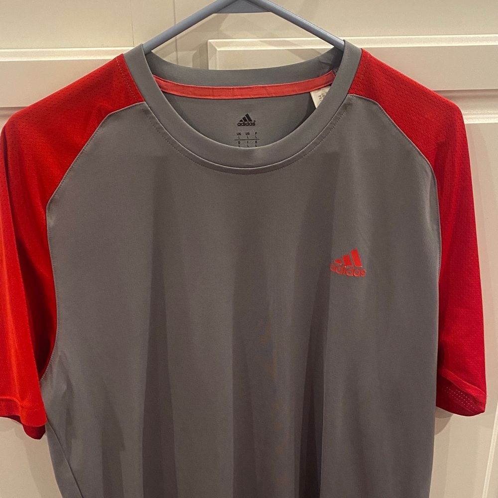 Adidas Men's Short Sleeve Gray and Red Tee